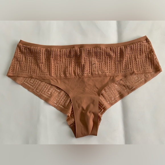 Chantelle Everyday Graphique Lace Hipster - Picture 6 of 8